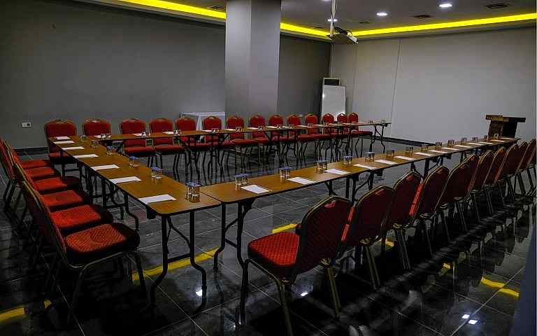 Frig Toplantı Salonu